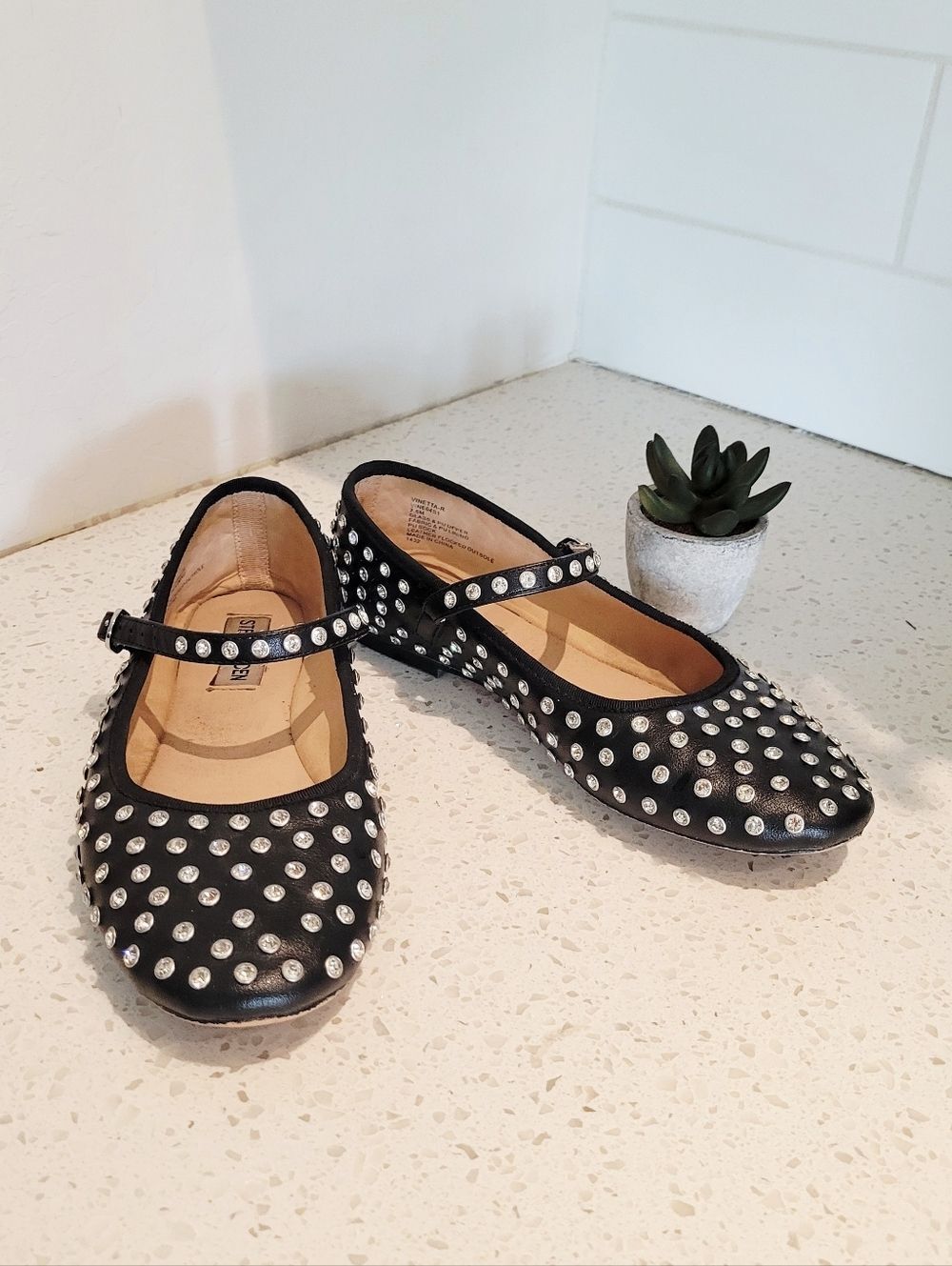 Steve Madden Vinetta Rhinestone Black Studded Mary Jane Flats | Size 7.5